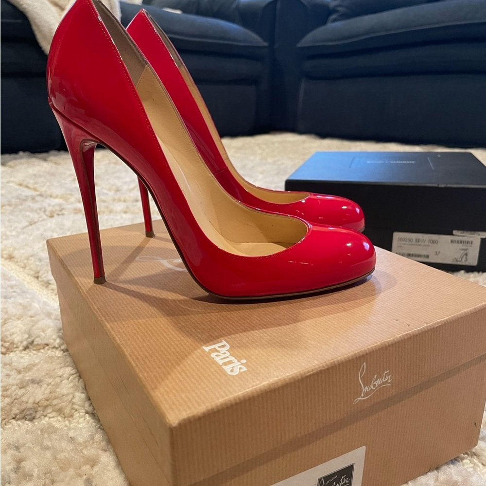 Red Christian Louboutin hell so Kate